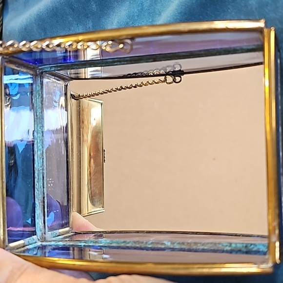 Vintage 1990s Vermont trinket box with dancing Angel, blue glass - Picture 10 of 12